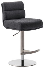 Moderner Barstuhl mit gepolstertem, dunkelgrauem Sitz und Rückenlehne, verstellbarer Höhe und verchromtem Fuß, seitliche Perspektive