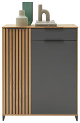 Moderner Schuhschrank mit Holz- und Grauelementen, dekoriert mit Vasen und Büchern, Frontalansicht