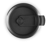Ansicht von oben auf den Deckel eines Thermobechers, schwarz mit Klappverschluss.