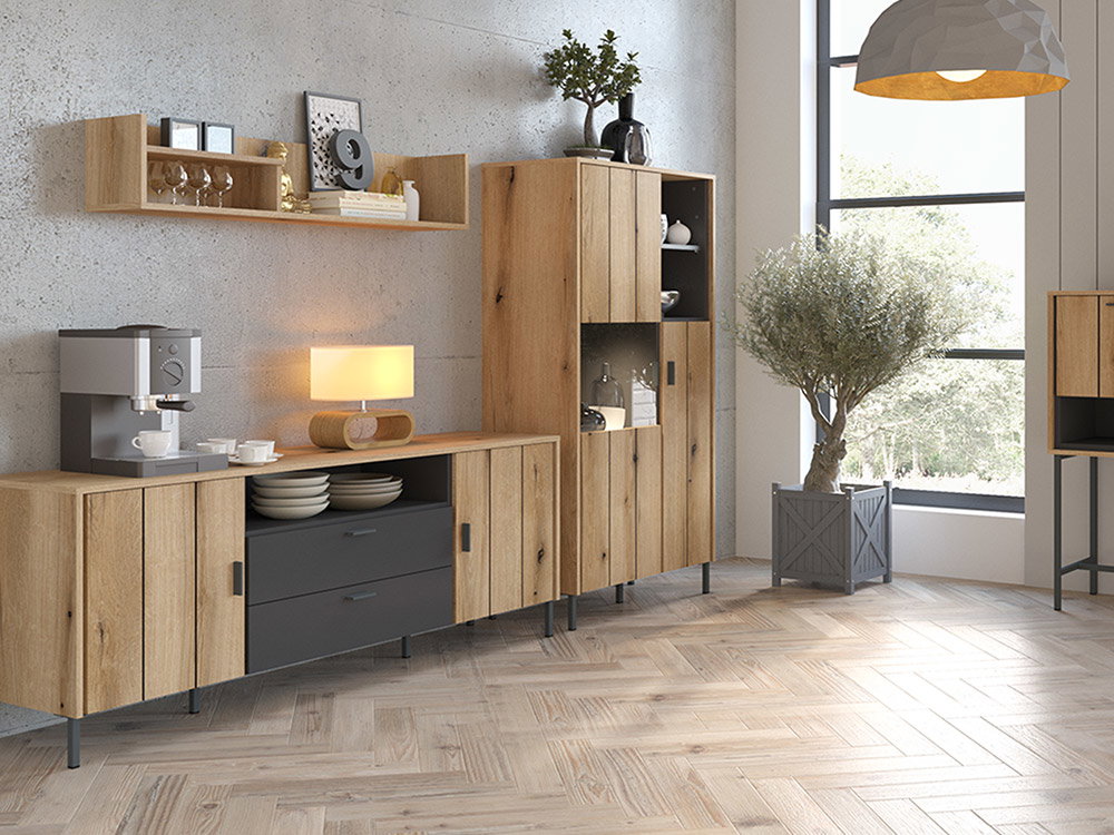 Een heerlijke herfst in de Home Barista Lounge – een moderne eikenhouten wandmeubel met barista-rek in een gezellige sfeer