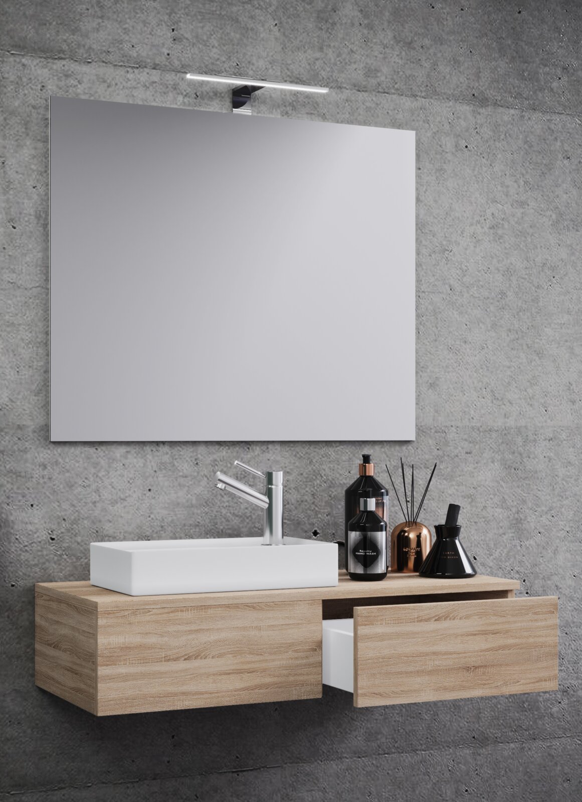 Modernes Badezimmer-Waschtisch-Set mit wandhängendem Holz-Unterschrank und weißem Aufsatzwaschbecken, darüber quadratischer Spiegel mit LED-Aufsatzleuchte; Perspektive: leicht von vorne mit minimaler Seitenansicht.