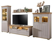 Moderne Wandkombination mit TV-Schrank, Vitrine und Regal in Holzoptik, frontal betrachtet.