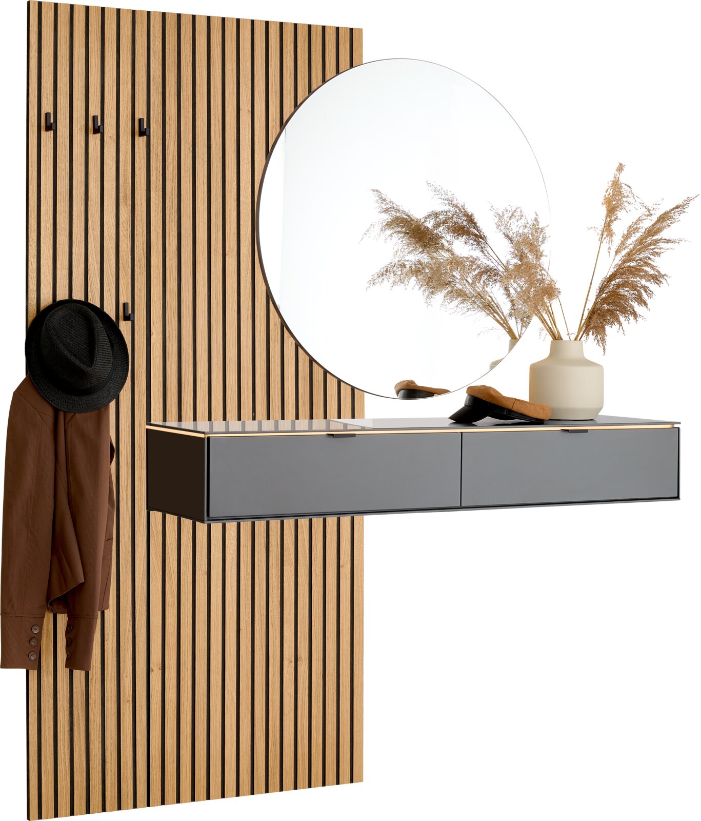 Modernes Garderoben-Set mit vertikaler Holzlamellen-Wandpaneele, schwarzen Haken, schwebender grauer Konsole mit zwei Schubladen und rundem Spiegel, Frontansicht in leichter Seitenperspektive.