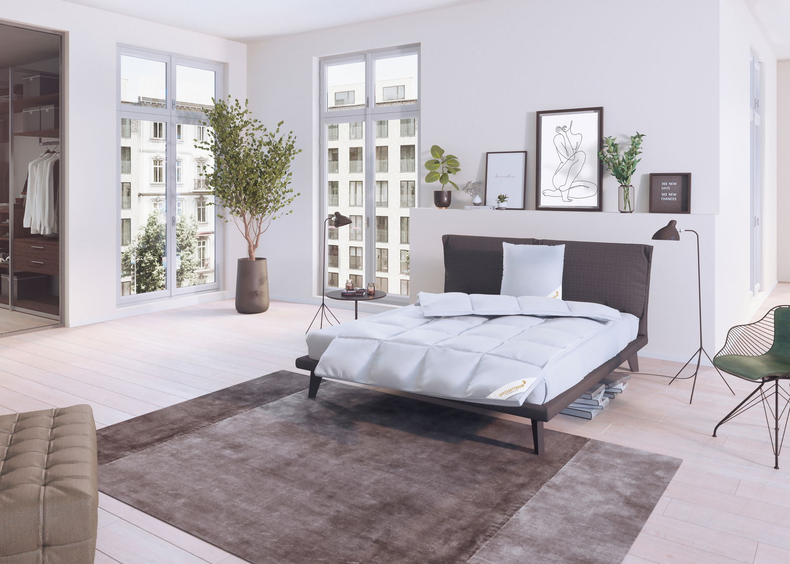Spessarttraum Winterbed PREMIUM Modernes Schlafzimmer mit einem stilvollen Bett, das mit einem Spessarttraum Winterbett PREMIUM und einem 3-Kammerkissen ausgestattet ist. Die Perspektive zeigt das Bett von vorne in einem hellen, eleganten Raum mit großen Fenstern und minimalistischer De